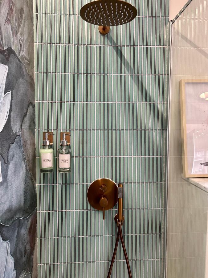 Ultracentral Lux Boutique 1Br Ap Near Subway ブカレスト エクステリア 写真